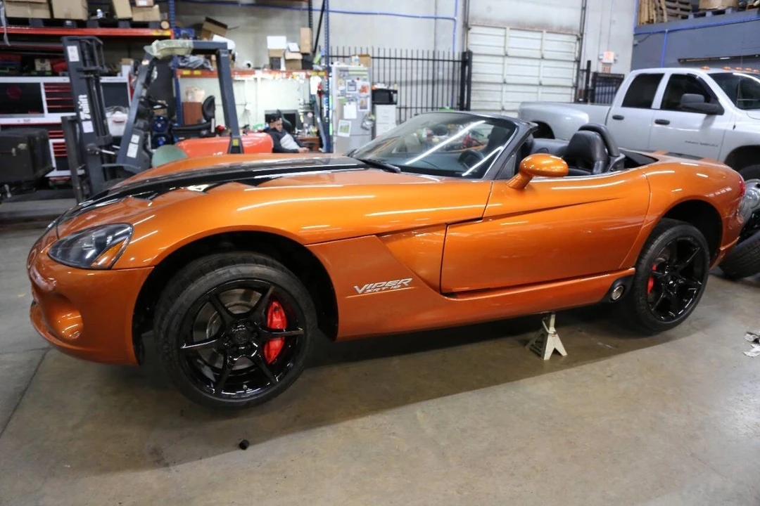 2010 Dodge Viper 5th Gen - Image 5 of 12