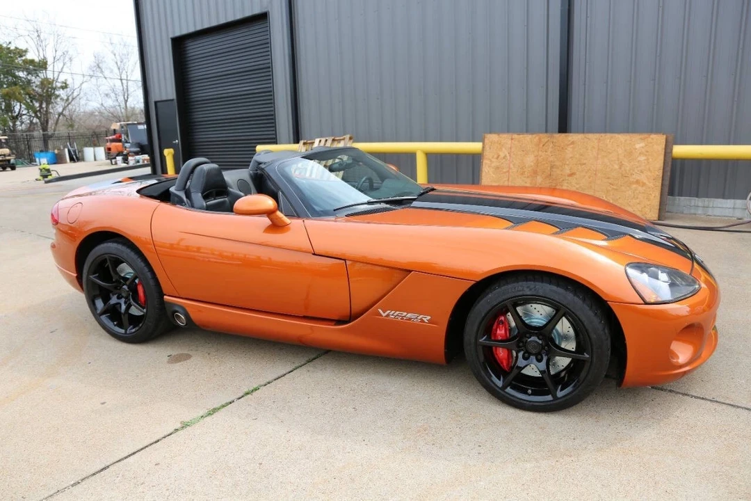 2010 Dodge Viper 5th Gen - Image 6 of 12