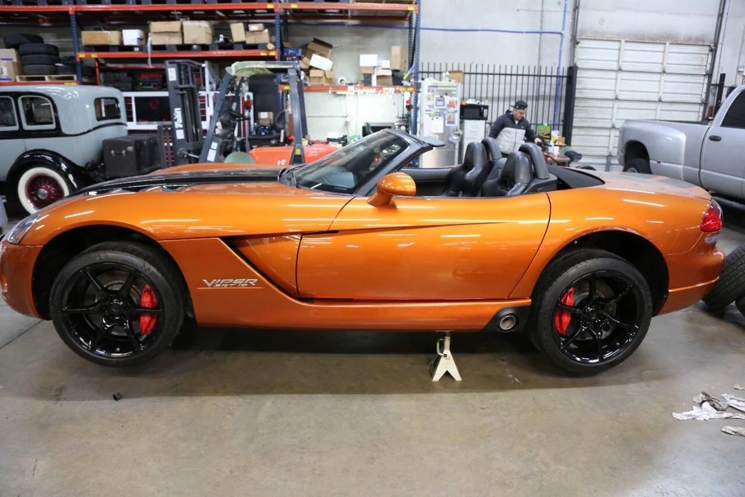 2010 Dodge Viper 5th Gen - Image 4 of 12