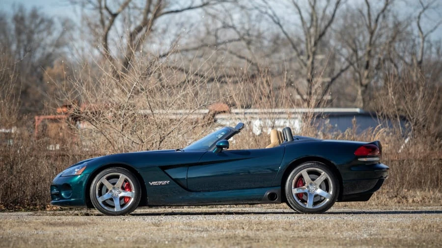 2010 Dodge Viper 4th Gen - Image 2 of 25