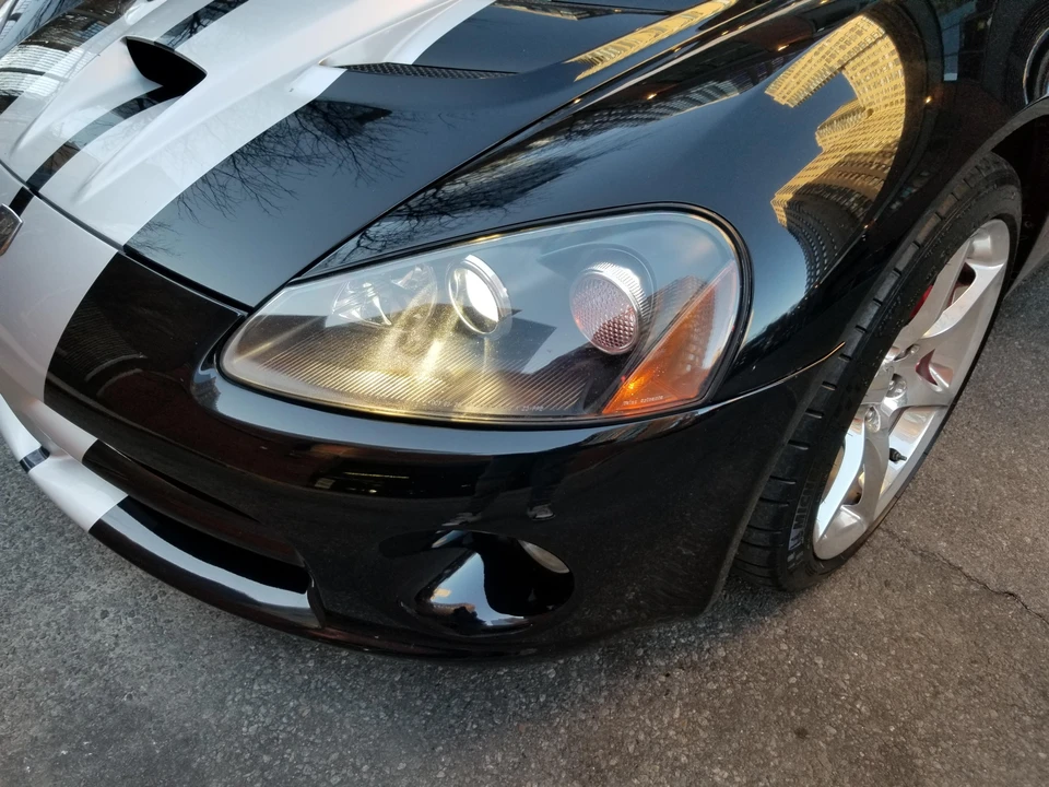 2010 Dodge Viper 4th Gen - Image 19 of 31