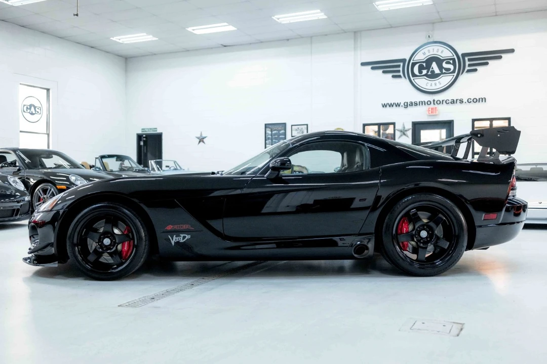 2010 Dodge Viper 4th Gen - Image 11 of 12