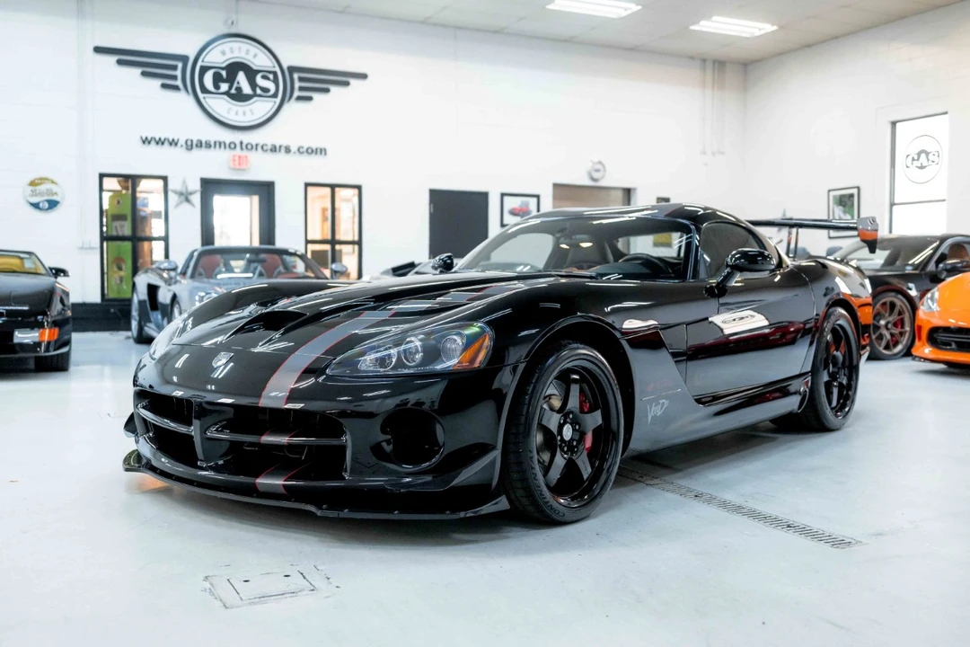 2010 Dodge Viper 4th Gen - Image 4 of 12