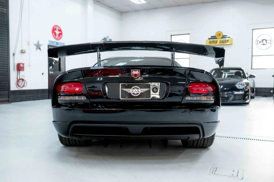 2010 Dodge Viper 4th Gen - Image 9 of 12
