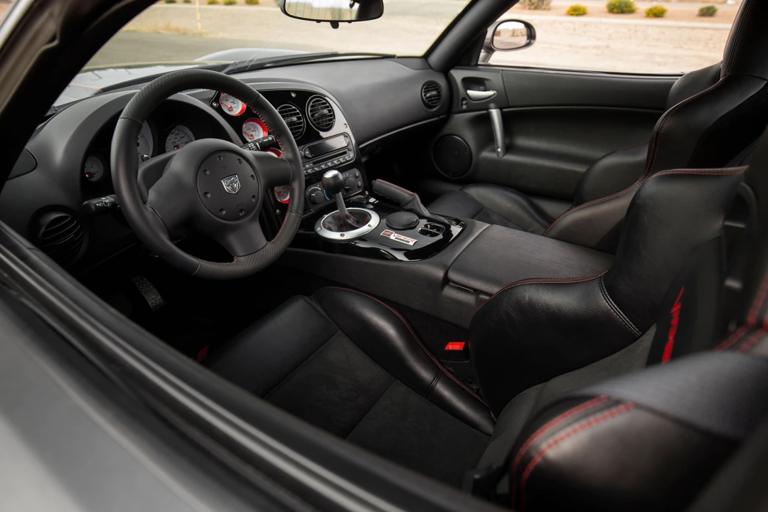 2010 Dodge Viper 4th Gen - Image 8 of 9