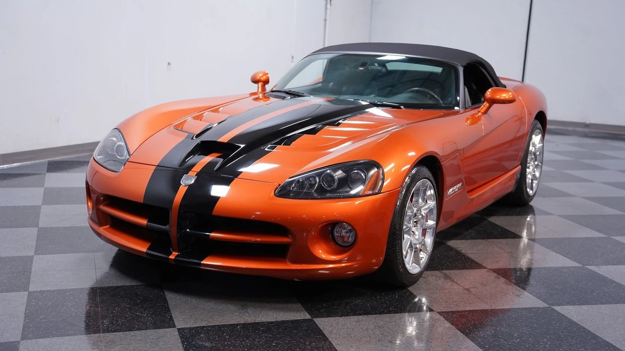 2010 Dodge Viper 4th Gen - Image 17 of 21