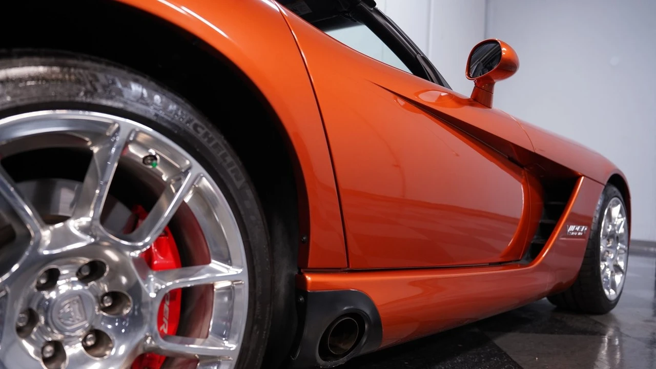 2010 Dodge Viper 4th Gen - Image 26 of 31