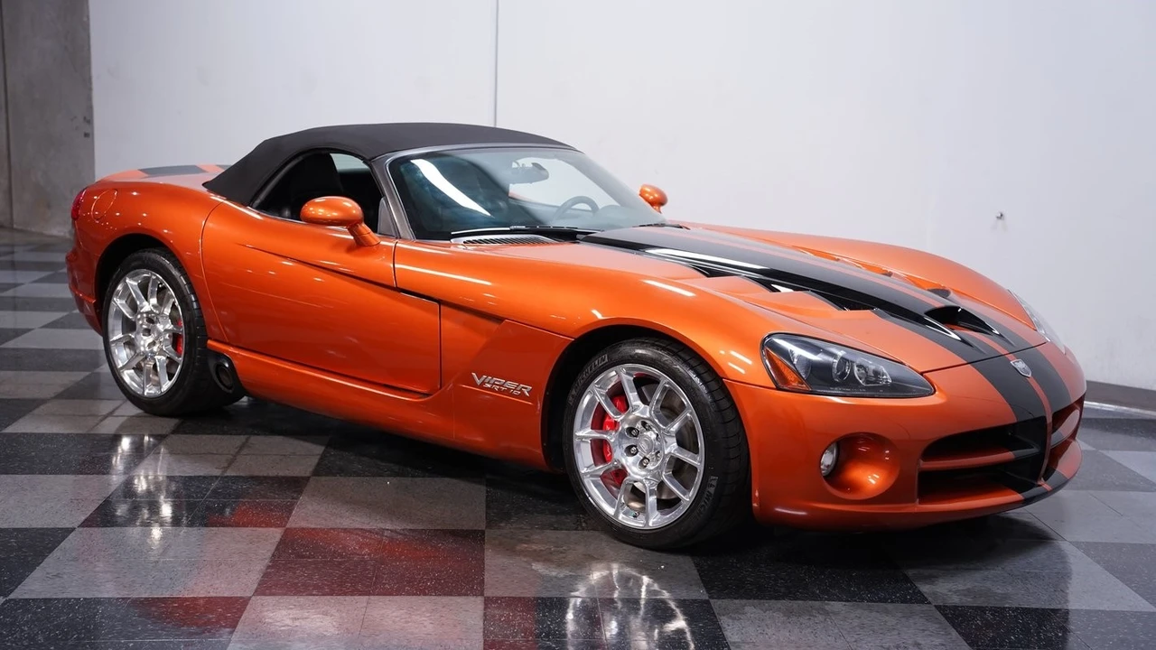 2010 Dodge Viper 4th Gen - Image 14 of 21