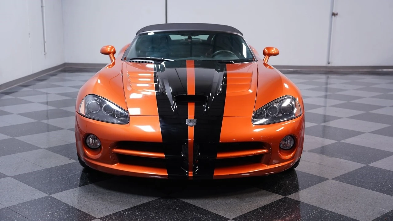 2010 Dodge Viper 4th Gen - Image 16 of 21