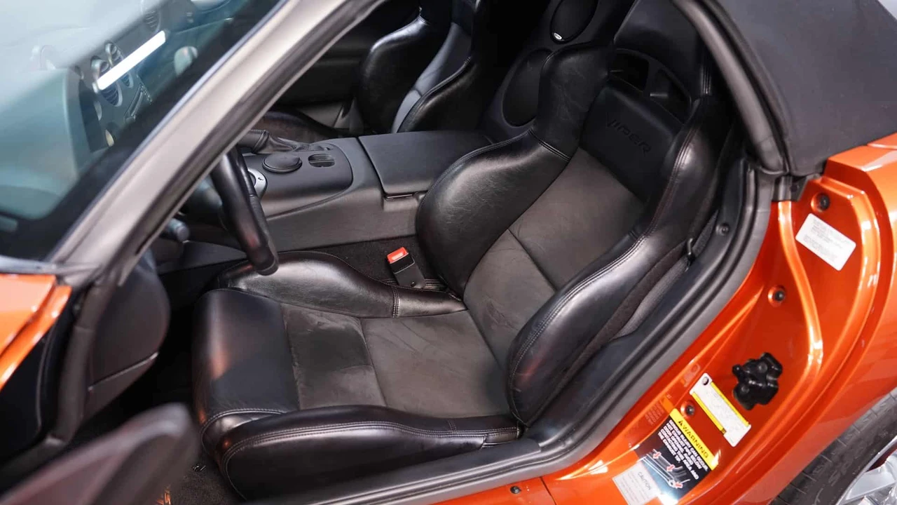 2010 Dodge Viper 4th Gen - Image 19 of 22