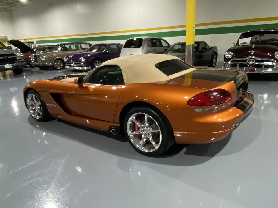2010 Dodge Viper 4th Gen - Image 13 of 31