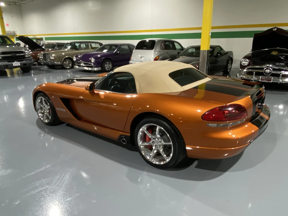 2010 Dodge Viper 4th Gen - Image 15 of 31