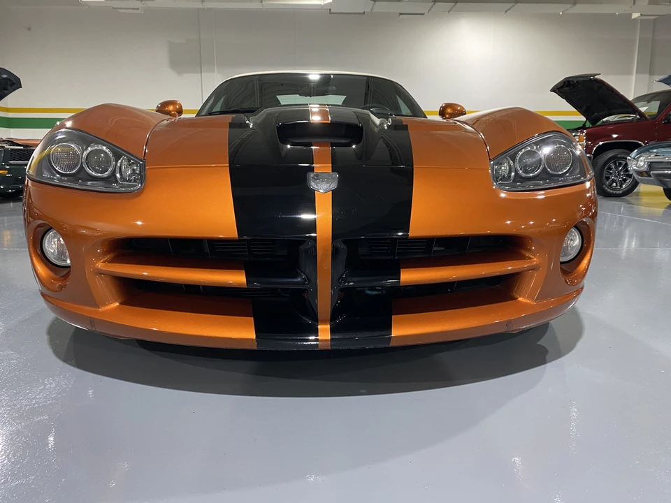2010 Dodge Viper 4th Gen - Image 17 of 31