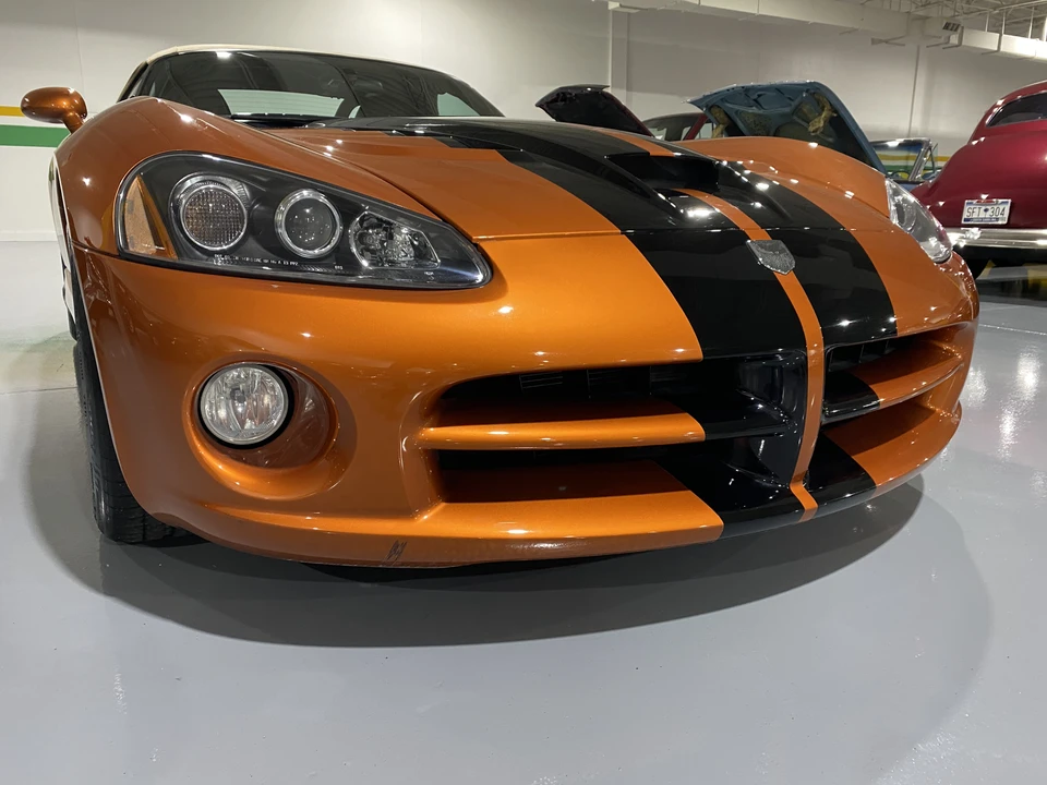 2010 Dodge Viper 4th Gen - Image 21 of 31