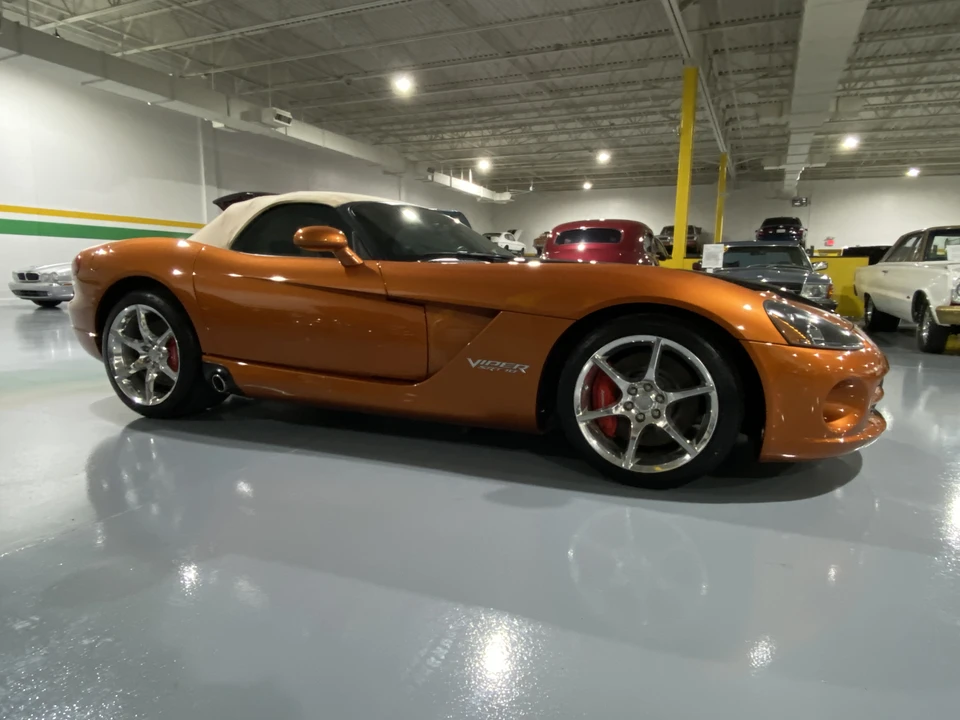 2010 Dodge Viper 4th Gen - Image 23 of 31