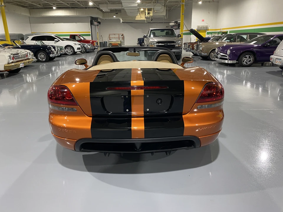2010 Dodge Viper 4th Gen - Image 4 of 31
