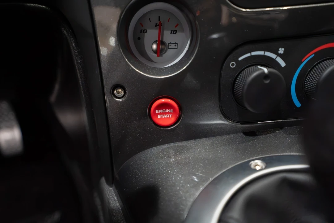 2010 Dodge Viper 4th Gen - Image 18 of 31