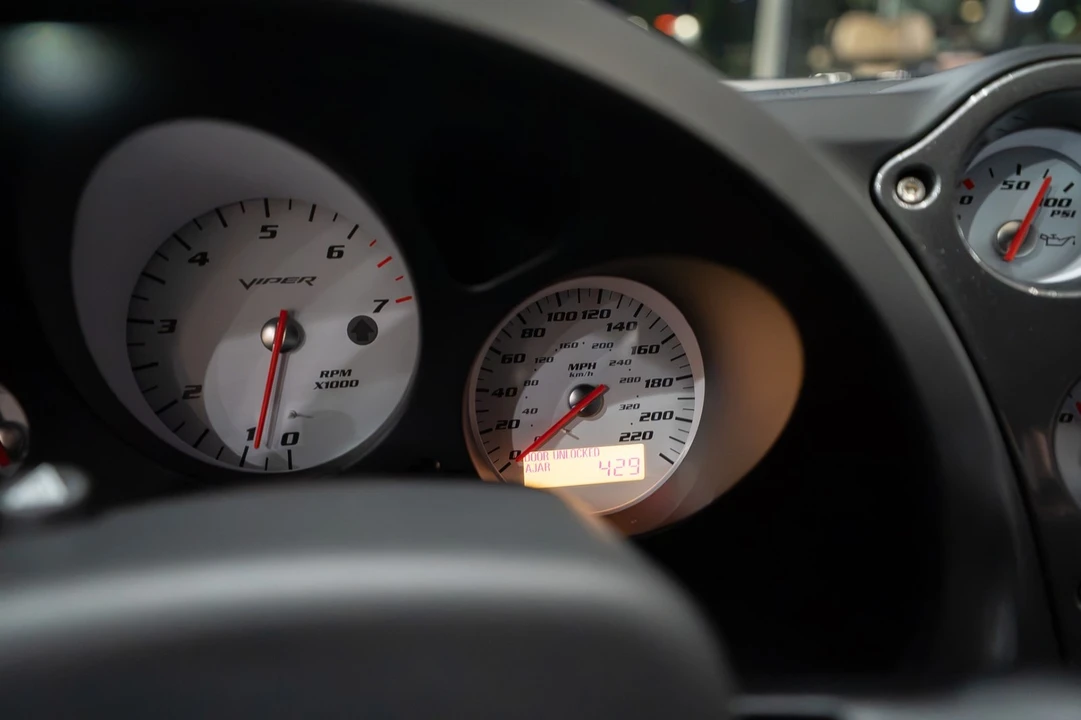 2010 Dodge Viper 4th Gen - Image 13 of 31