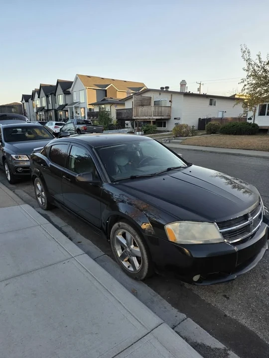 2010 Dodge Avenger Sedan - Image 2 of 7