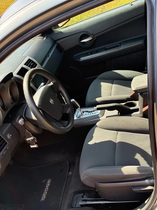 2010 Dodge Avenger Sedan - Image 5 of 6
