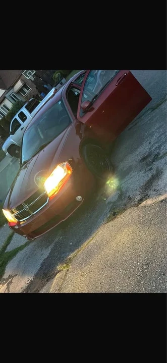 2010 Dodge Avenger Sedan - Image 13 of 16