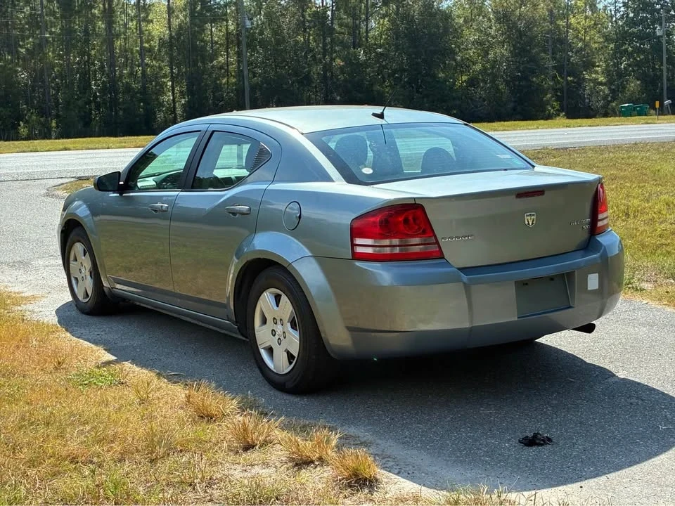 2010 Dodge Avenger Sedan - Image 2 of 6