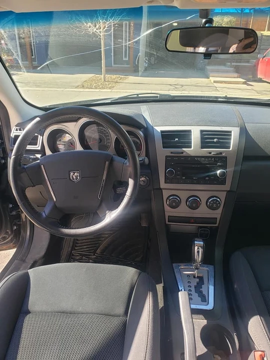 2010 Dodge Avenger Sedan - Image 10 of 13