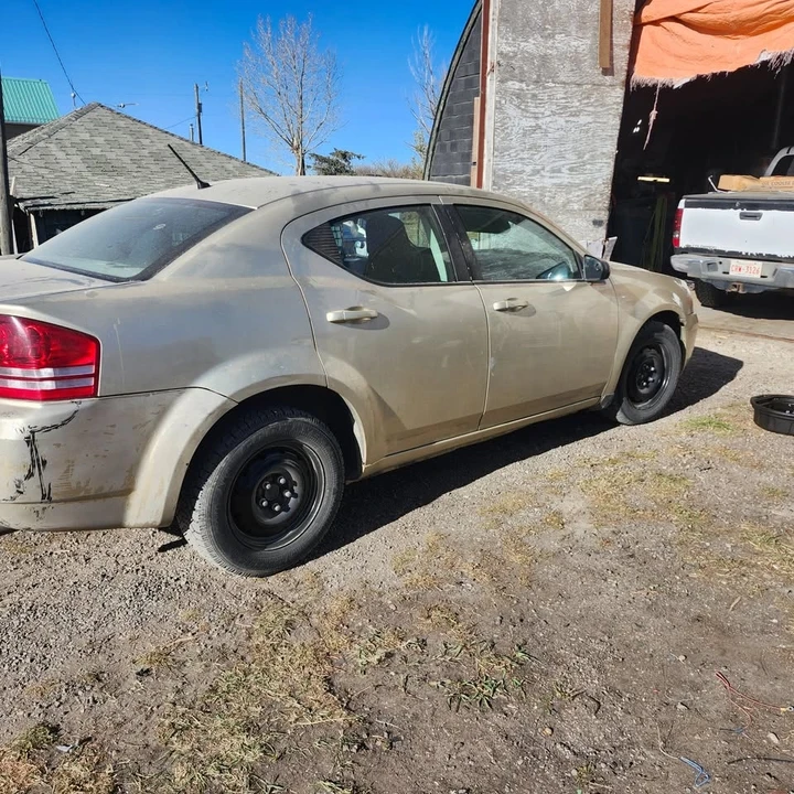 2010 Dodge Avenger Sedan - Image 5 of 10