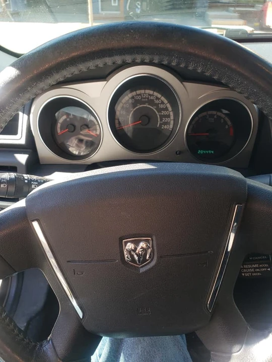 2010 Dodge Avenger Sedan - Image 12 of 13