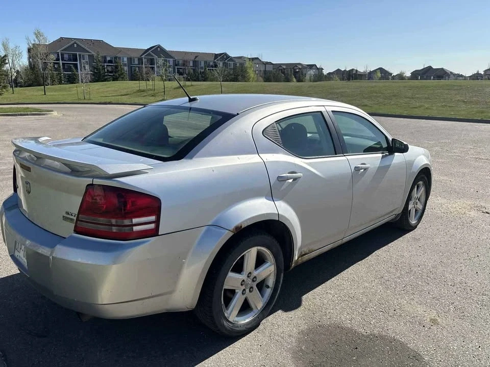2010 Dodge Avenger Sedan - Image 10 of 12
