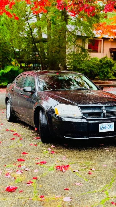 2010 Dodge Avenger Sedan - Image 2 of 4