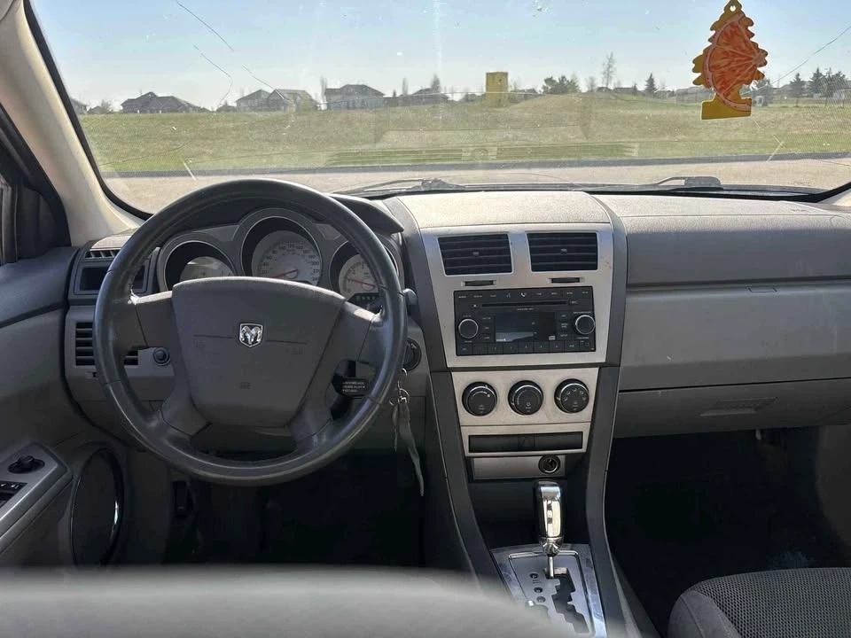 2010 Dodge Avenger Sedan - Image 9 of 12