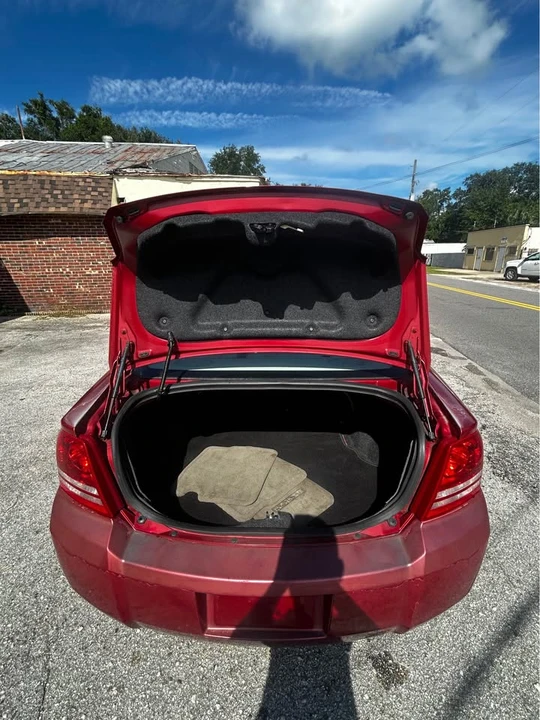 2010 Dodge Avenger Sedan - Image 9 of 12