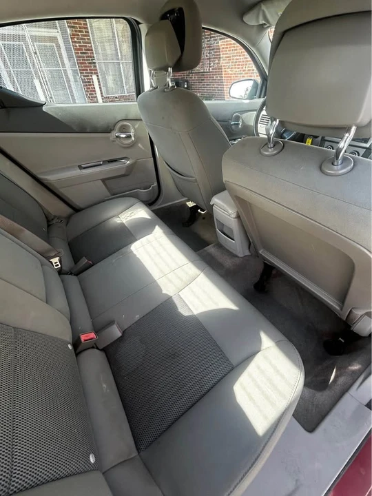 2010 Dodge Avenger Sedan - Image 7 of 12