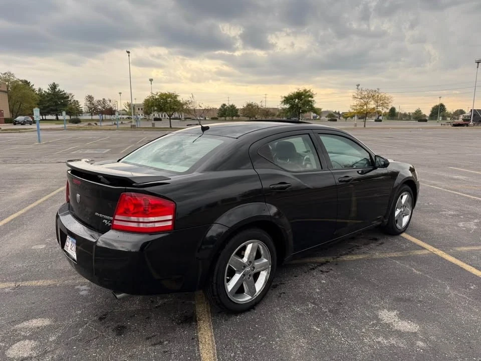 2010 Dodge Avenger Sedan - Image 4 of 13