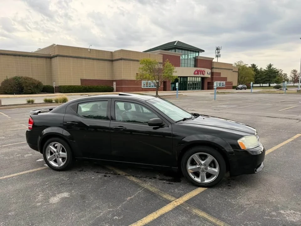 2010 Dodge Avenger Sedan - Image 8 of 13