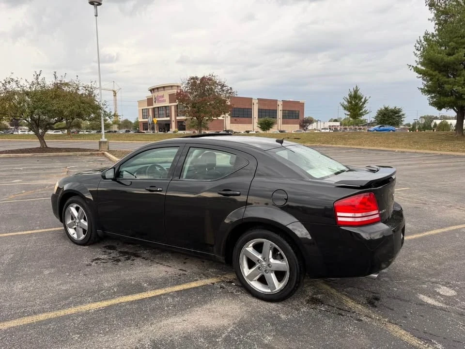 2010 Dodge Avenger Sedan - Image 3 of 13