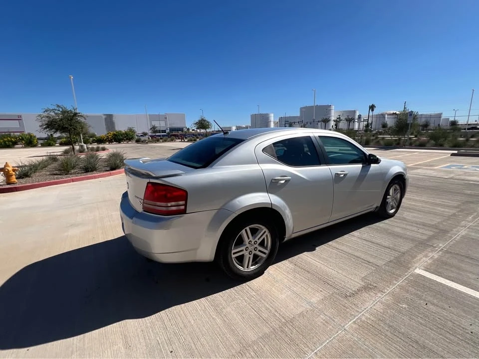 2010 Dodge Avenger Sedan - Image 9 of 14