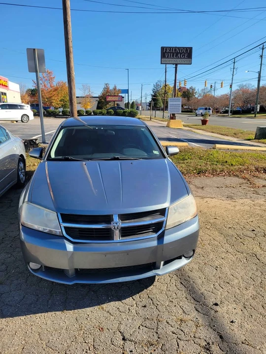 2010 Dodge Avenger Sedan - Image 2 of 11