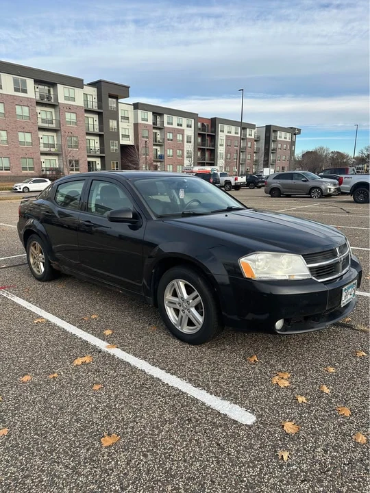 2010 Dodge Avenger Sedan - Image 2 of 9