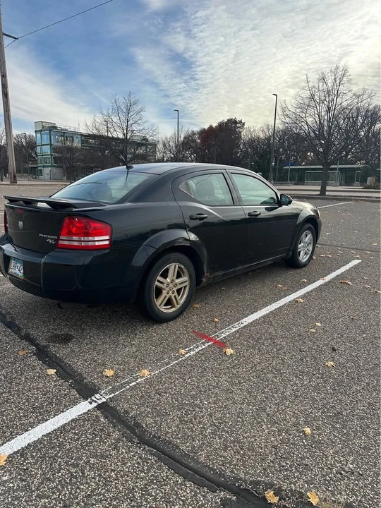 2010 Dodge Avenger Sedan - Image 4 of 9