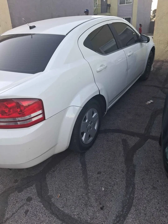 2010 Dodge Avenger Sedan - Image 3 of 8