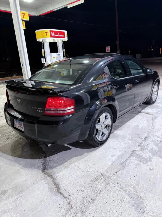 2010 Dodge Avenger Sedan - Image 3 of 7