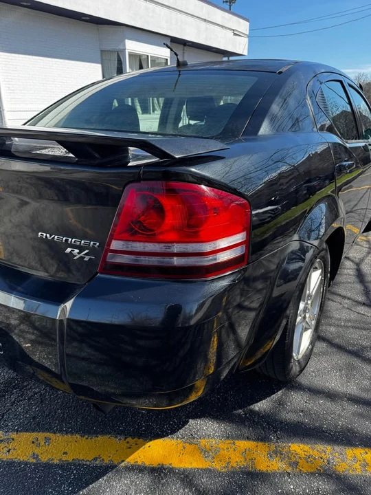 2010 Dodge Avenger Sedan - Image 3 of 14
