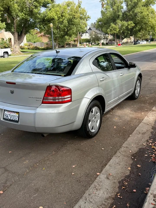 2010 Dodge Avenger Sedan - Image 7 of 7