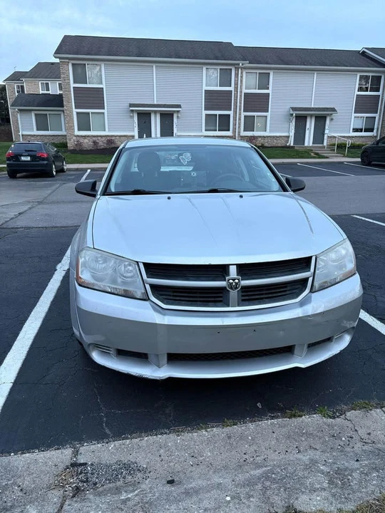 2010 Dodge Avenger Sedan - Image 4 of 8