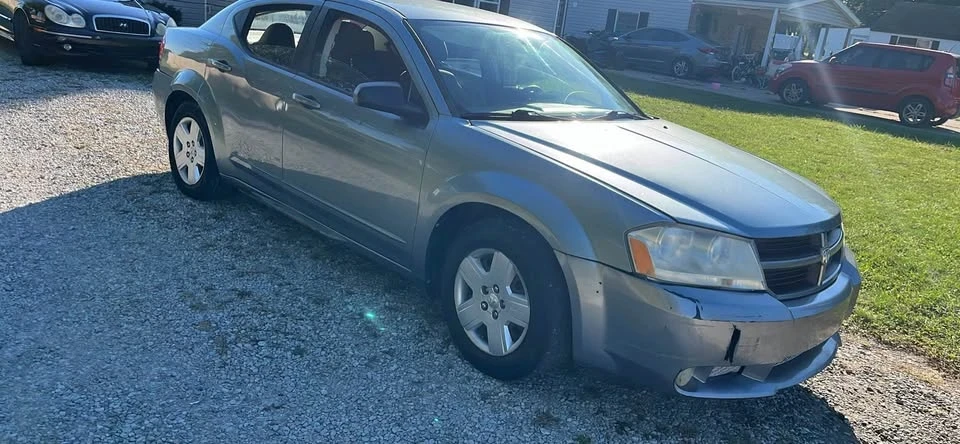 2010 Dodge Avenger Sedan - Image 5 of 5