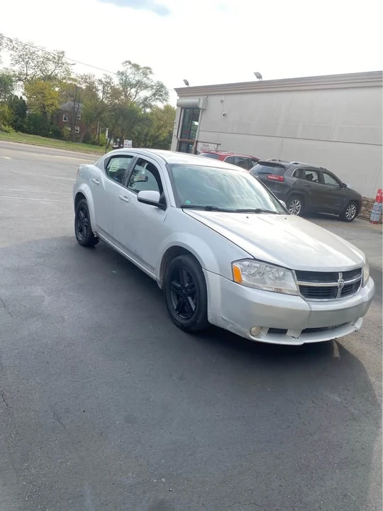 2010 Dodge Avenger Sedan - Image 2 of 10