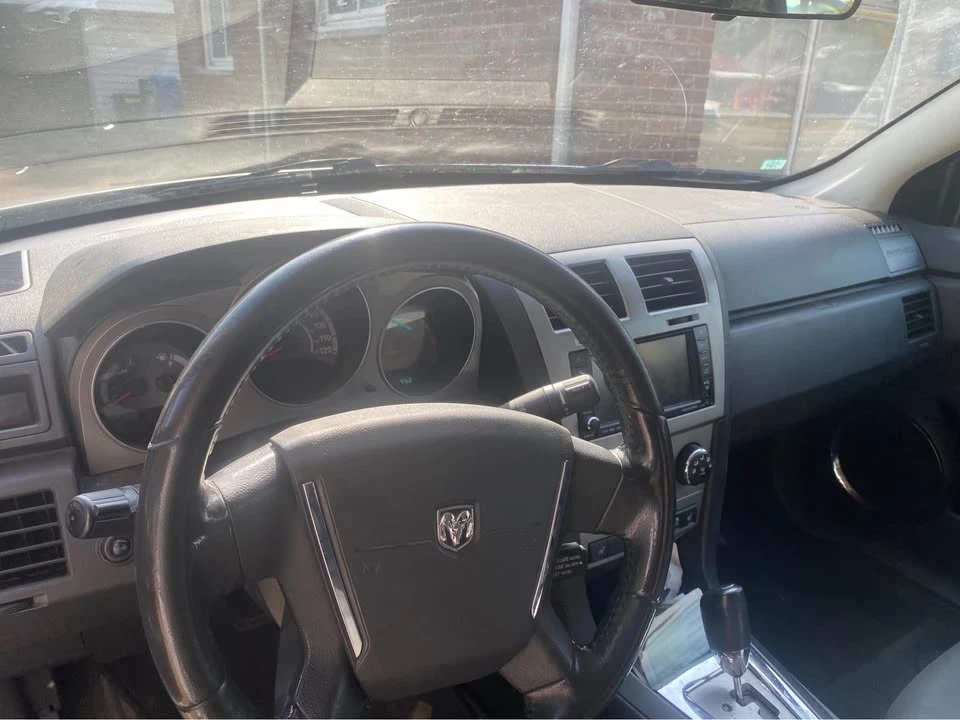 2010 Dodge Avenger Sedan - Image 9 of 10