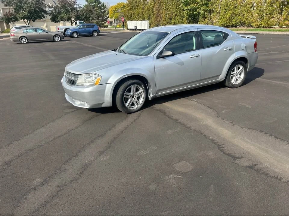 2010 Dodge Avenger Sedan - Image 2 of 6